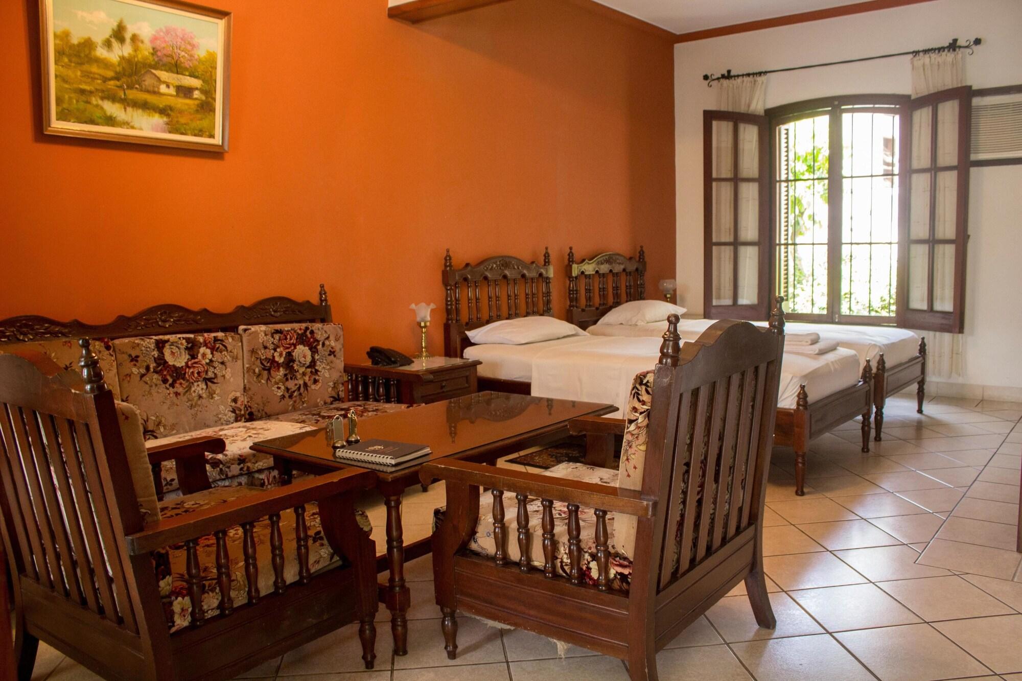 Hotel Bavaria Asunción Esterno foto