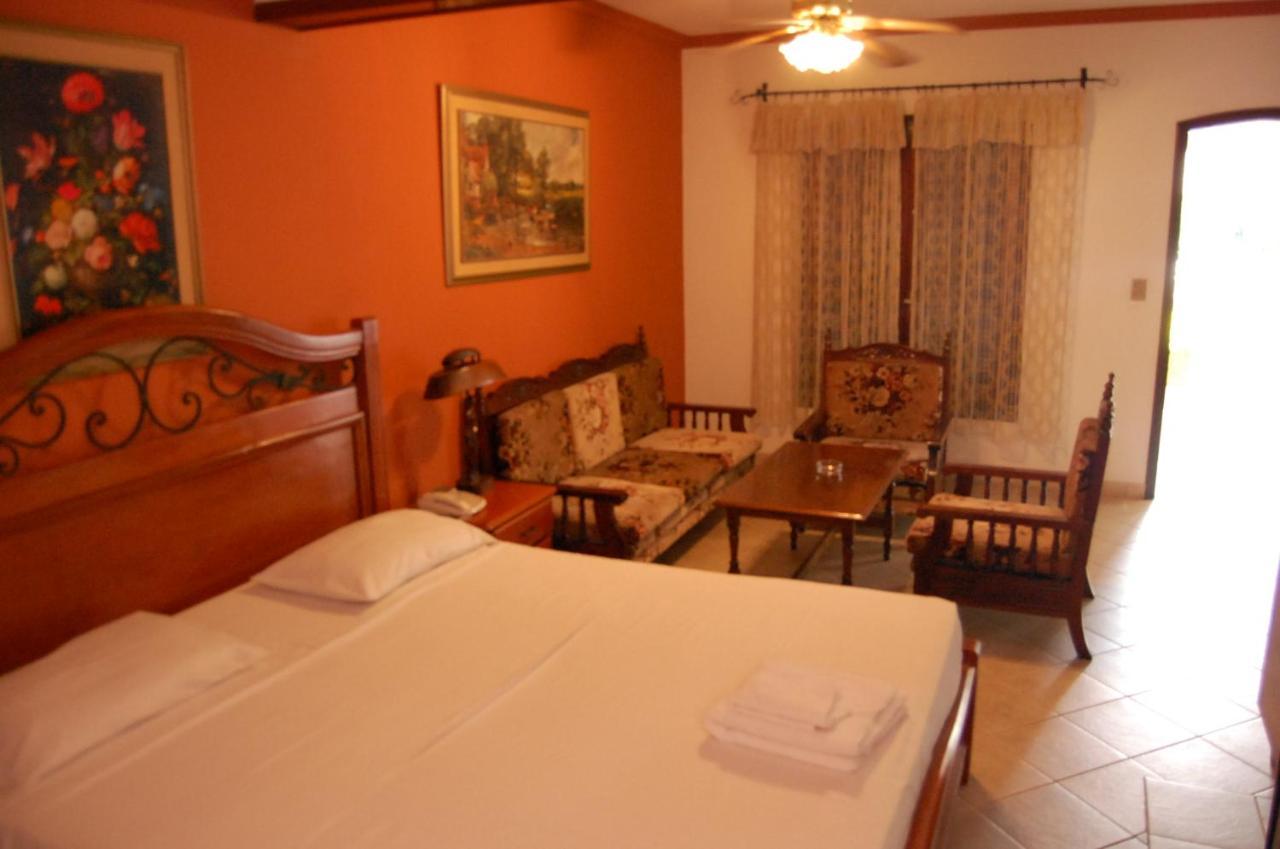 Hotel Bavaria Asunción Esterno foto
