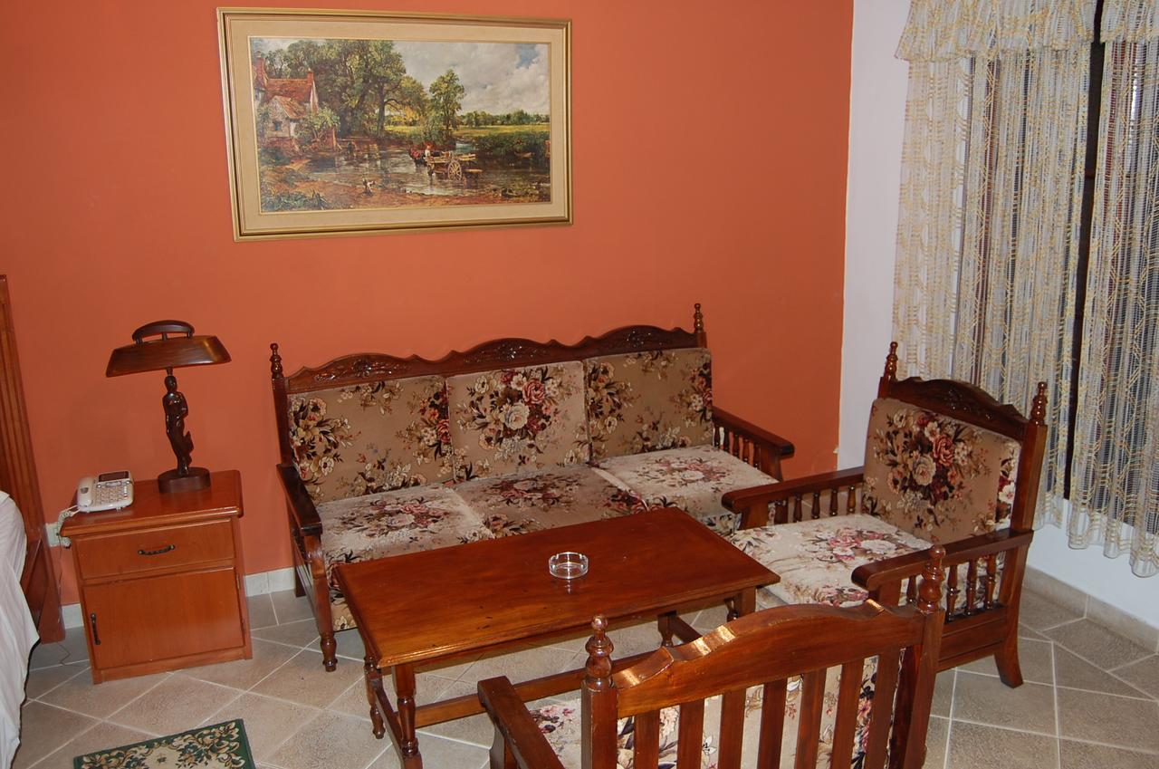 Hotel Bavaria Asunción Esterno foto